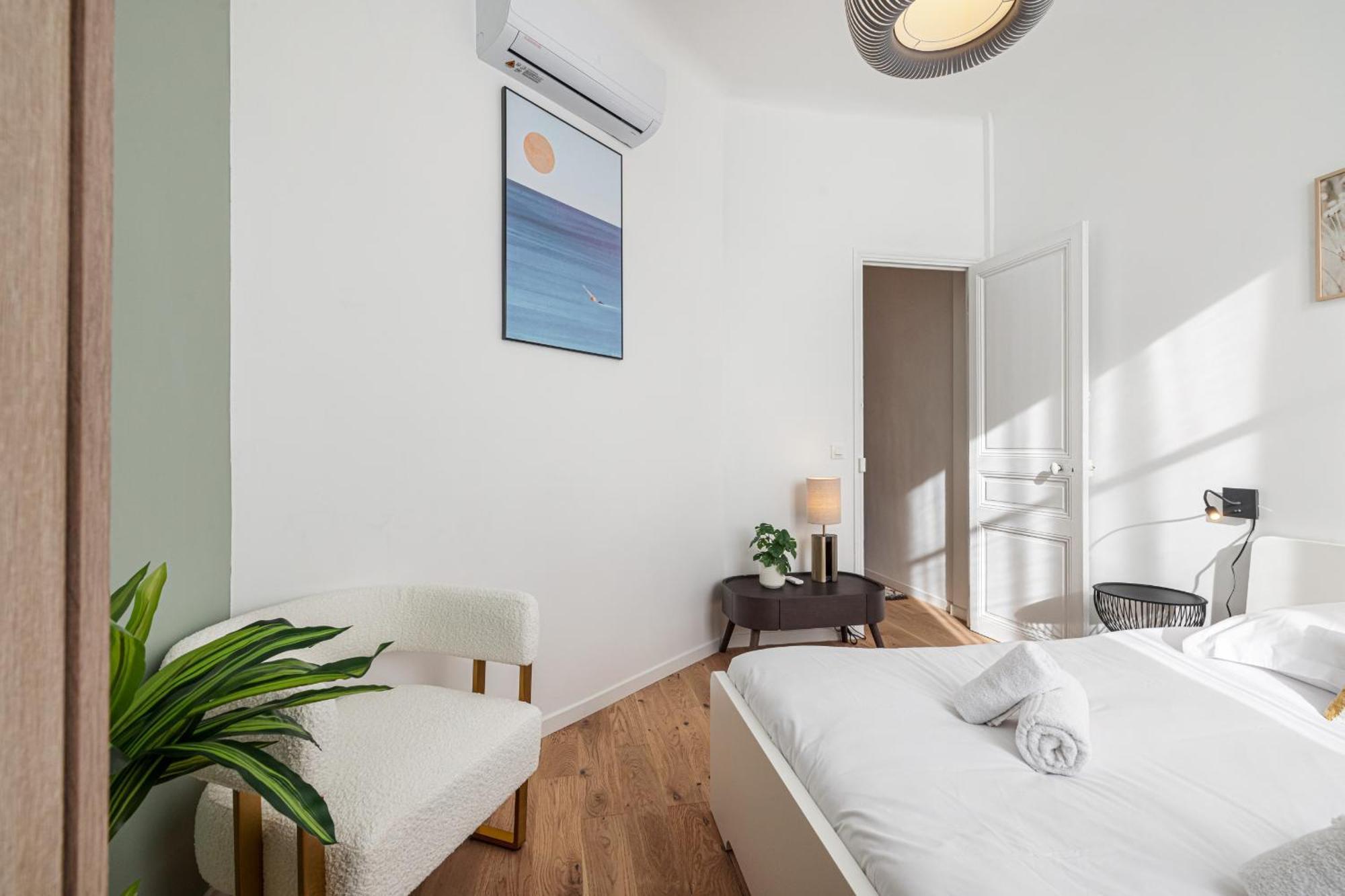 Lovely 2 Bdr Harbor Appartement